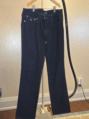 Women’s Black Straight-Leg Jeans